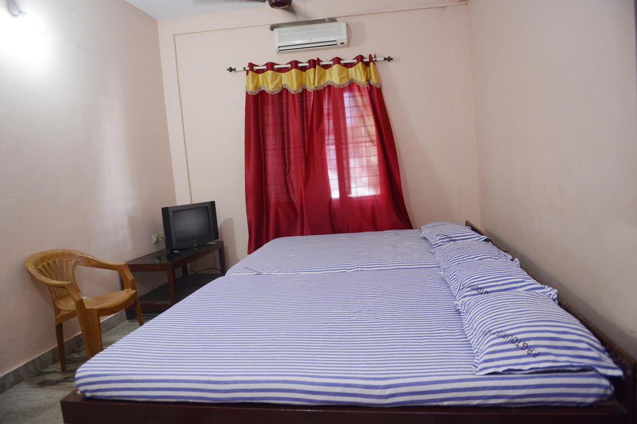 Ppg Tourist Home Chottanikara Екстер'єр фото