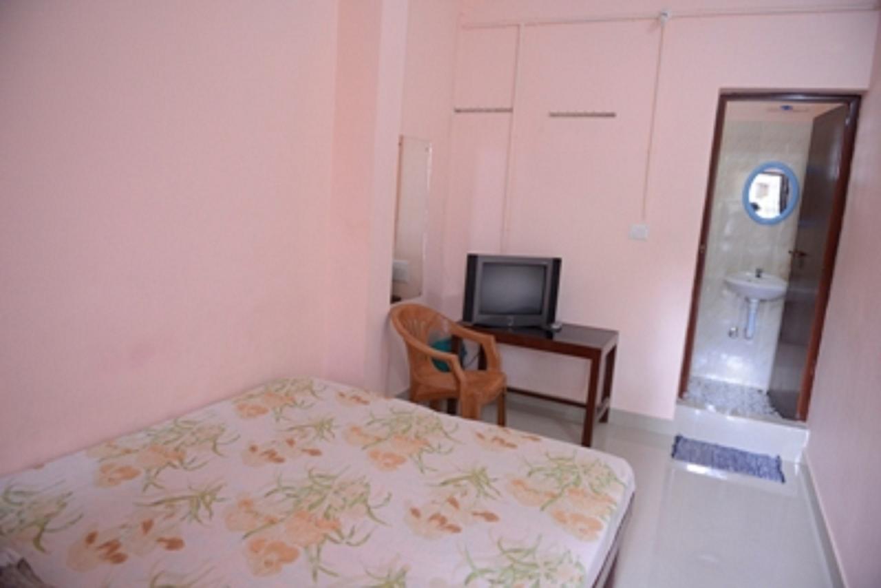 Ppg Tourist Home Chottanikara Екстер'єр фото