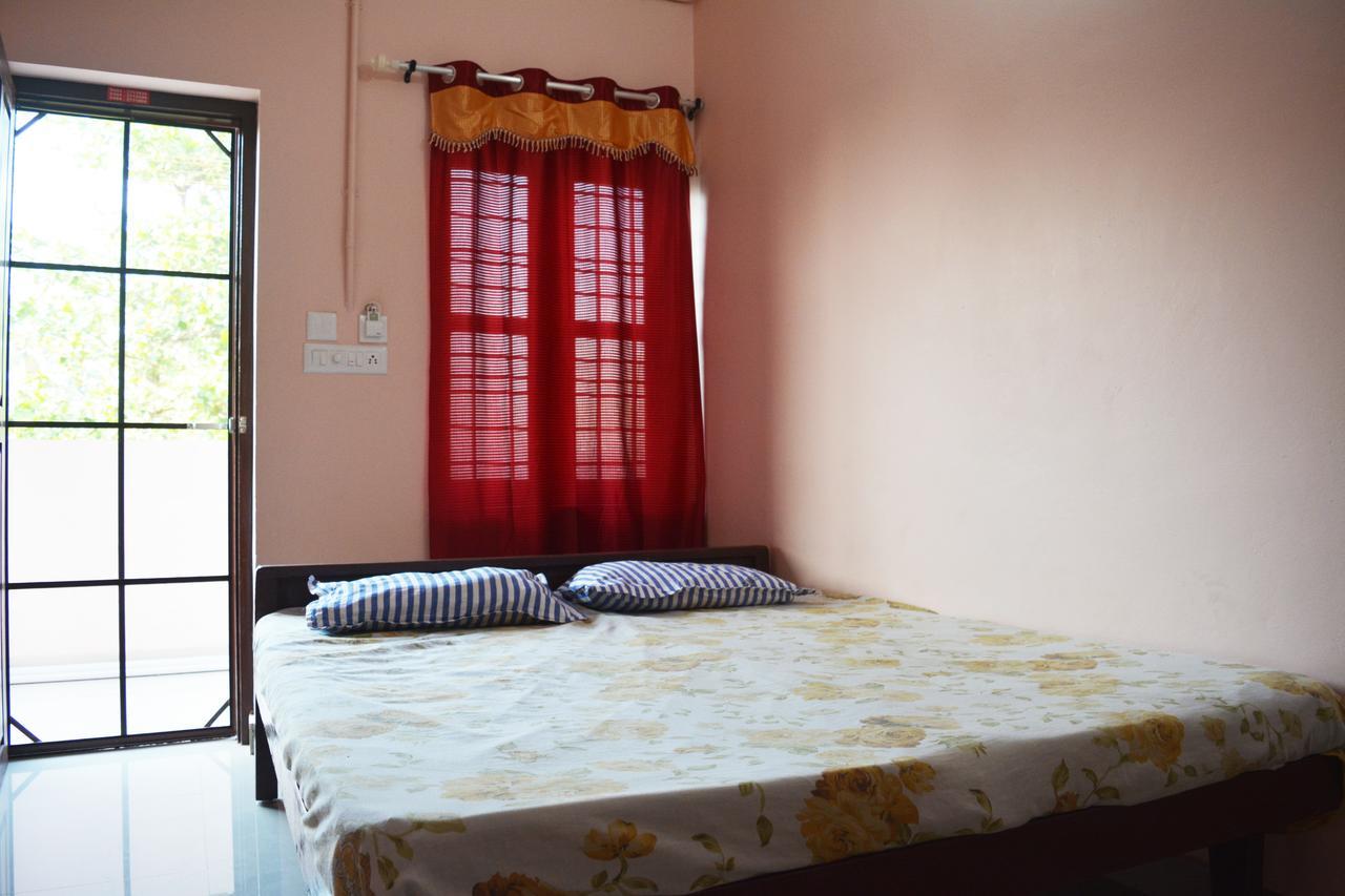 Ppg Tourist Home Chottanikara Екстер'єр фото