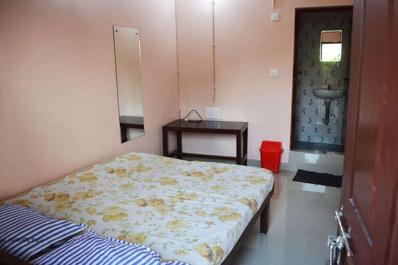 Ppg Tourist Home Chottanikara Екстер'єр фото